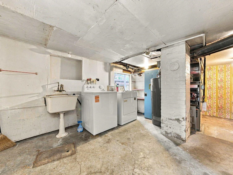 4153 John Street, Vancouver, BC, V5V 3W8 - 23