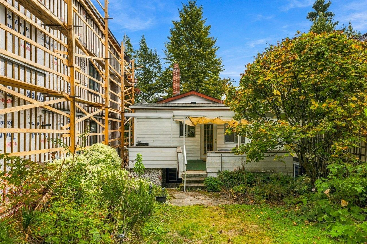 4153 John Street, Vancouver, BC, V5V 3W8 - 29