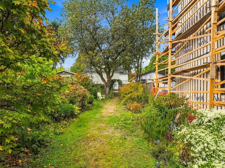4153 John Street, Vancouver, BC, V5V 3W8 - 27