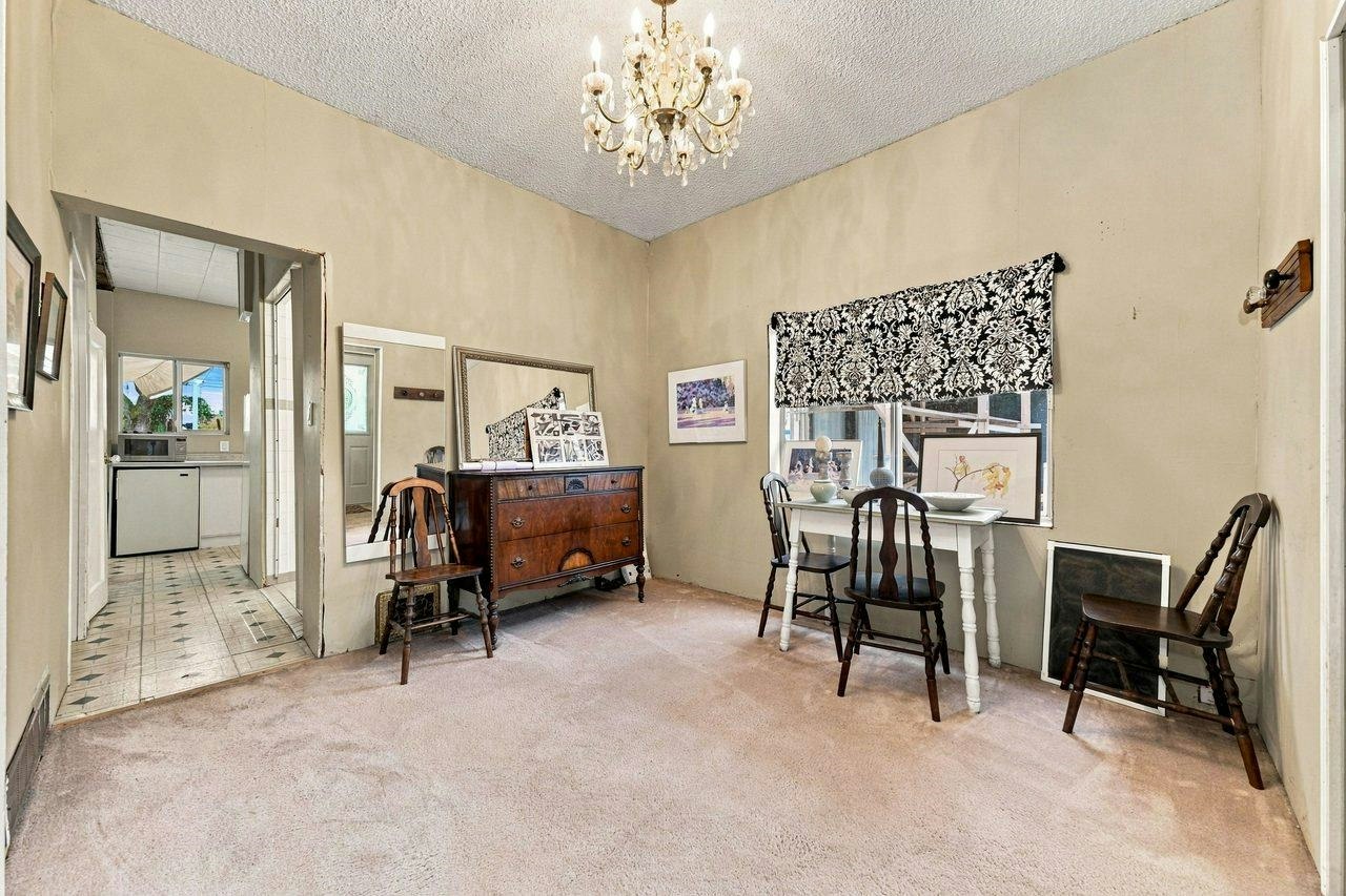 4153 John Street, Vancouver, BC, V5V 3W8 - 6