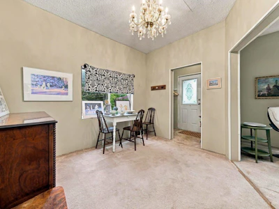 4153 John Street - 5