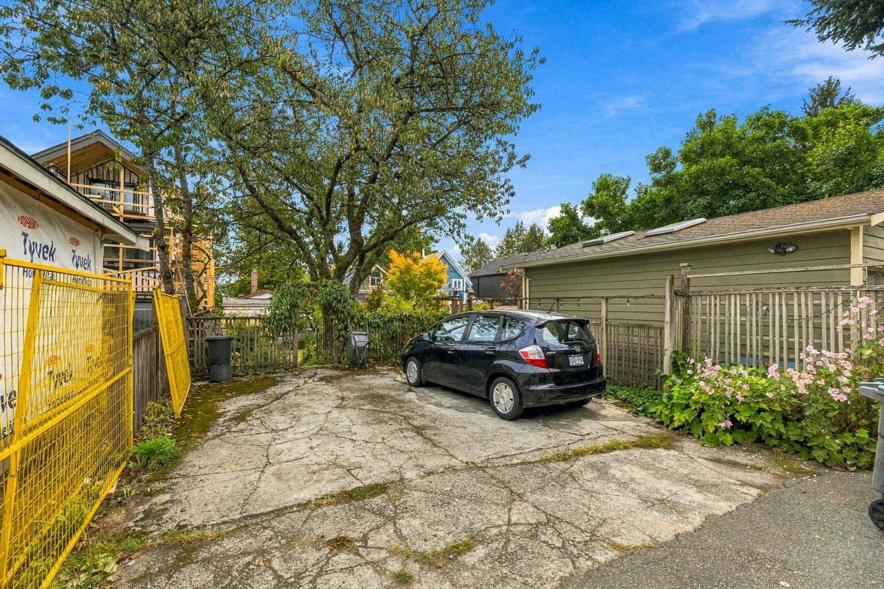 4153 John Street, Vancouver, BC, V5V 3W8 - 30