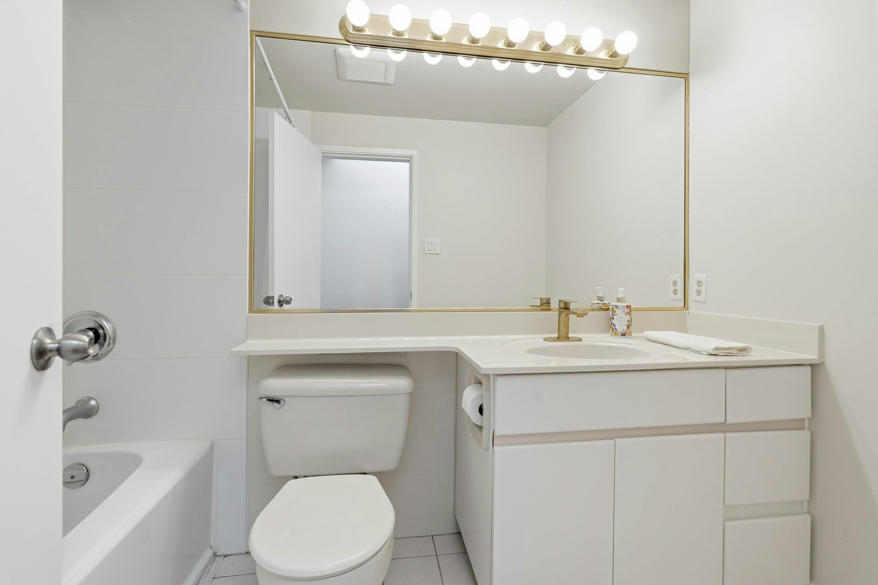2493 Haywood Avenue, West Vancouver, BC, V7V 1Y2 - 21