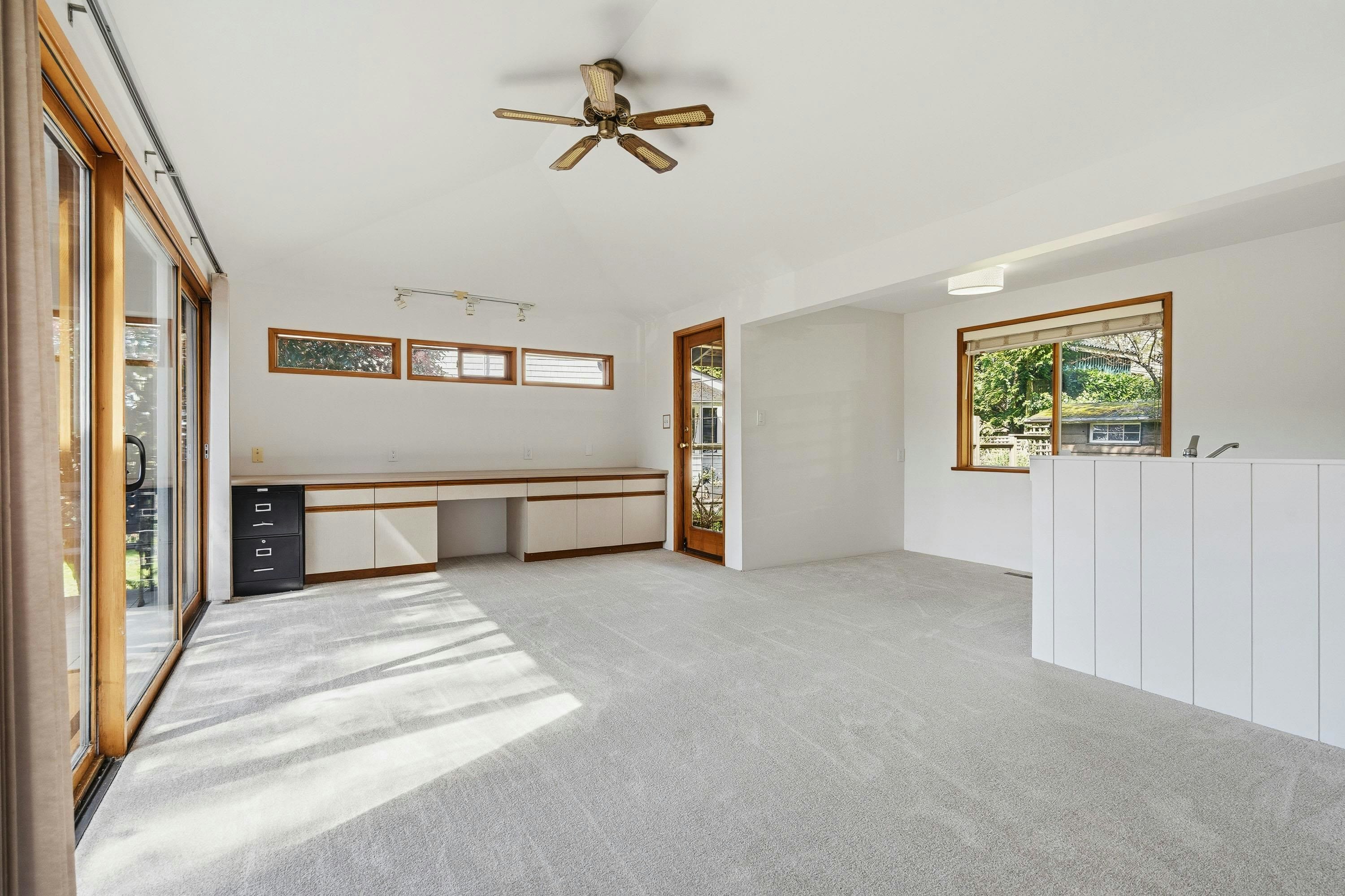 2493 Haywood Avenue, West Vancouver, BC, V7V 1Y2 - 9