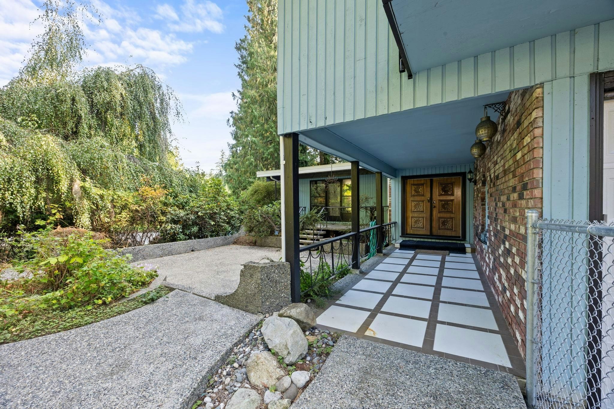 3290 Hazel Avenue, Coquitlam, BC, V3E 3H3 - 4