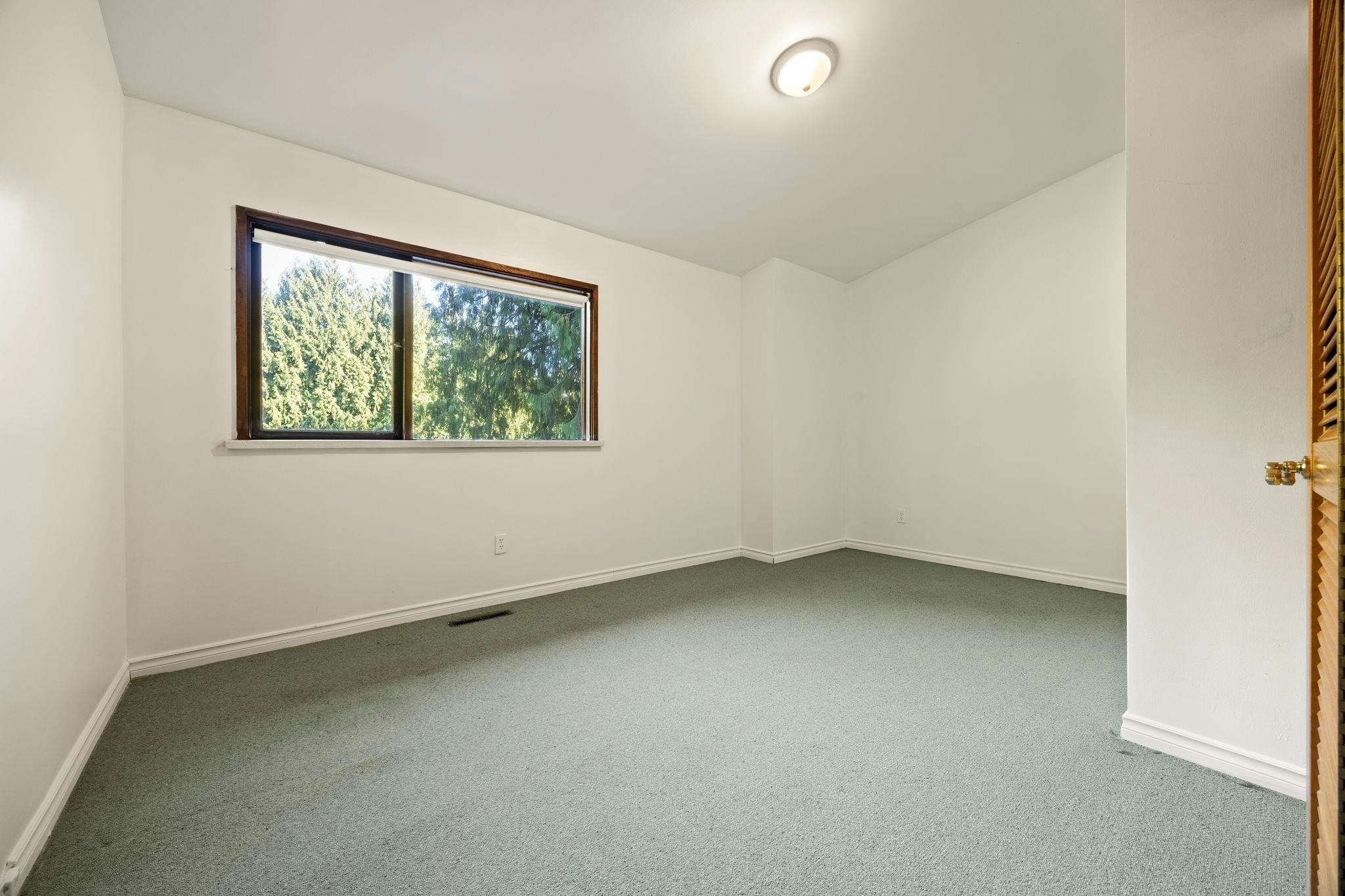3290 Hazel Avenue, Coquitlam, BC, V3E 3H3 - 17