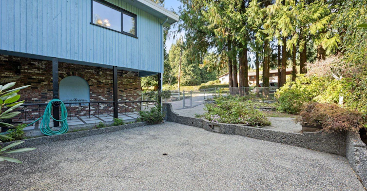 3290 Hazel Avenue, Coquitlam, BC, V3E 3H3 - 3