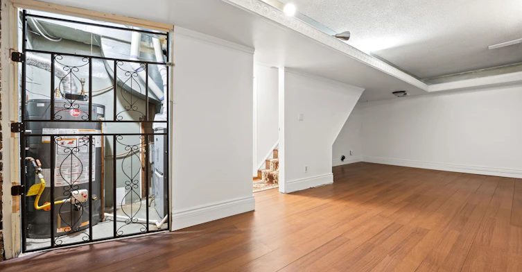 3290 Hazel Avenue, Coquitlam, BC, V3E 3H3 - 27