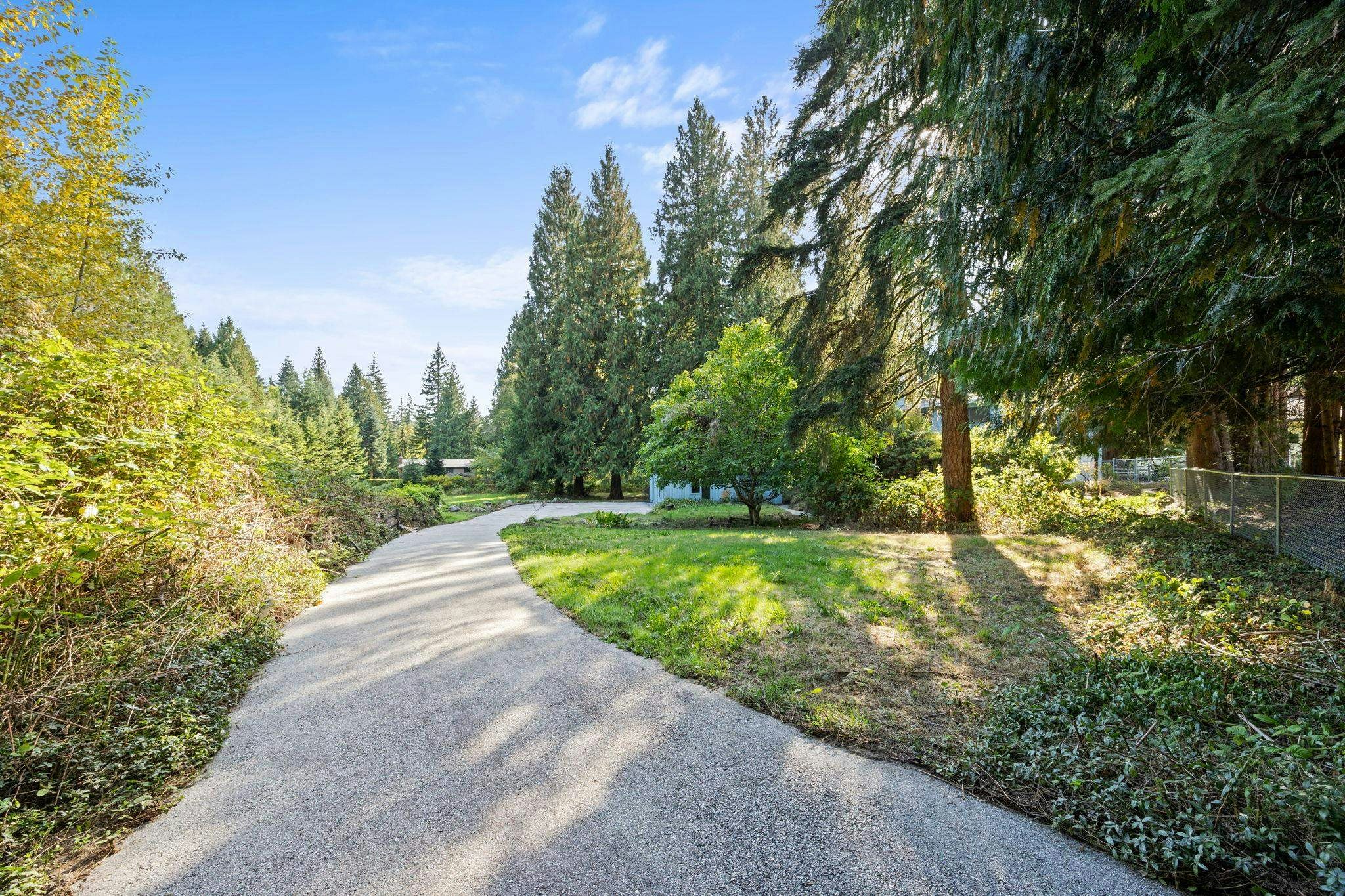 3290 Hazel Avenue, Coquitlam, BC, V3E 3H3 - 5