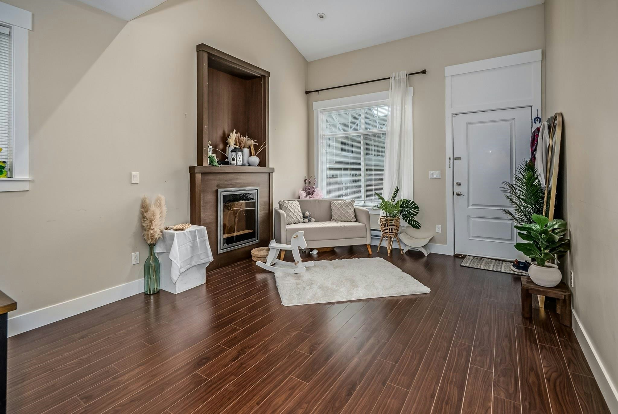 4-30748 Cardinal Avenue - 5