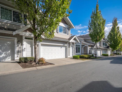 4-30748 Cardinal Avenue - 3