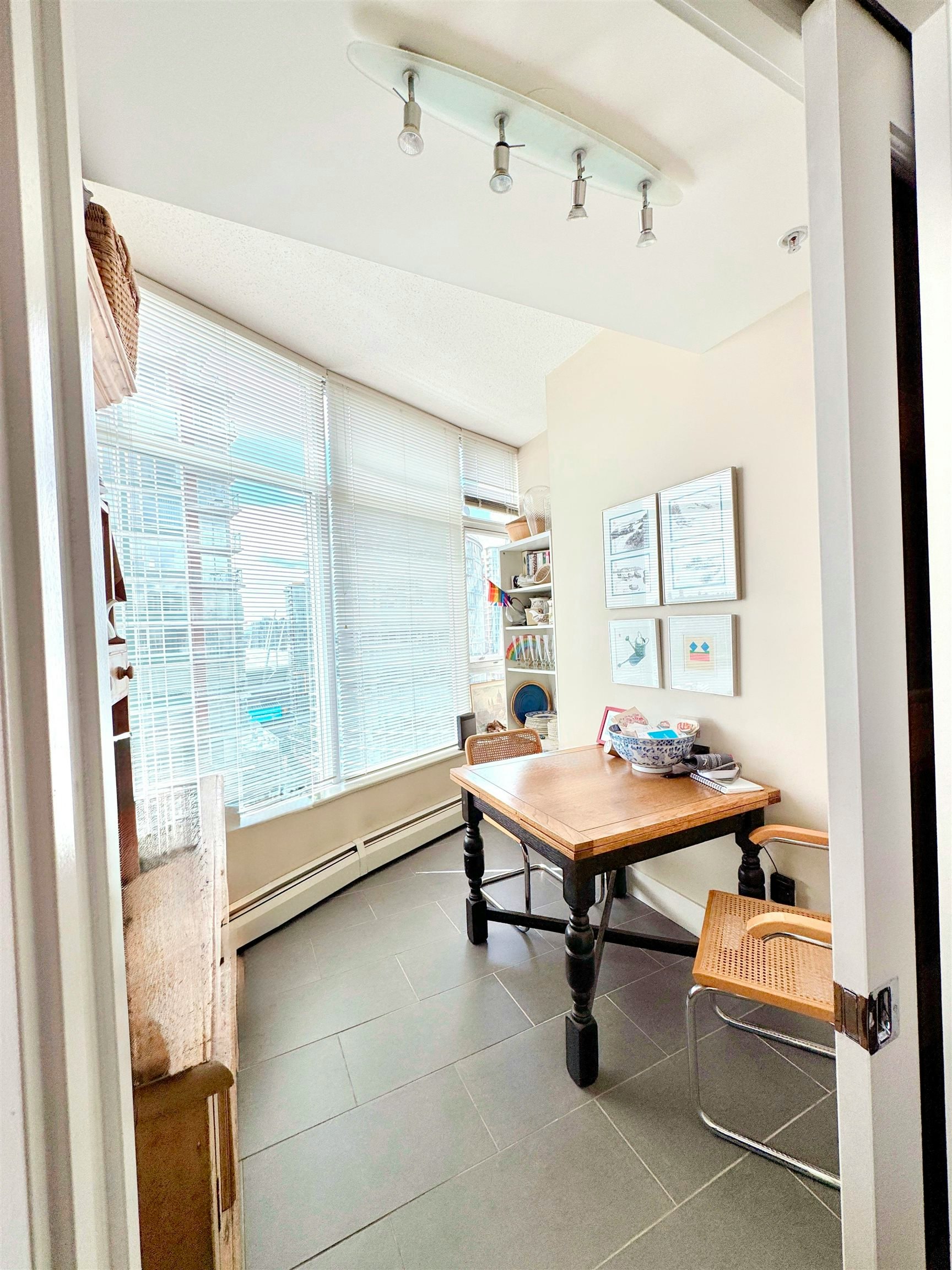 2901-58 Keefer Place, Vancouver, BC, V5B 0B8 - 6