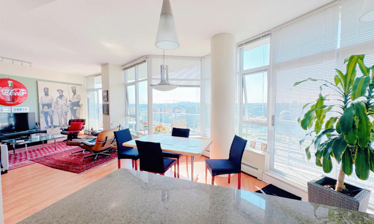2901-58 Keefer Place
