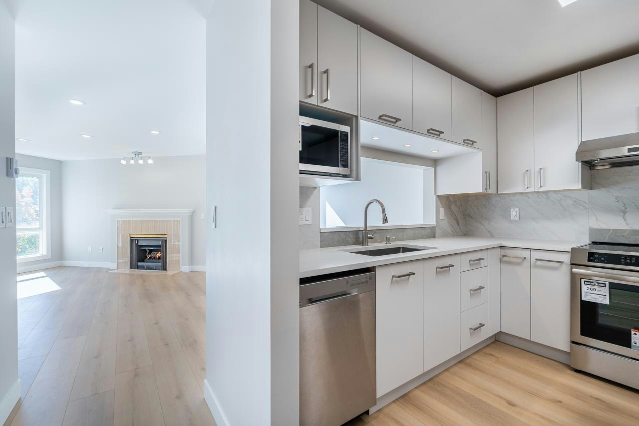321-7453 Moffatt Road - 4
