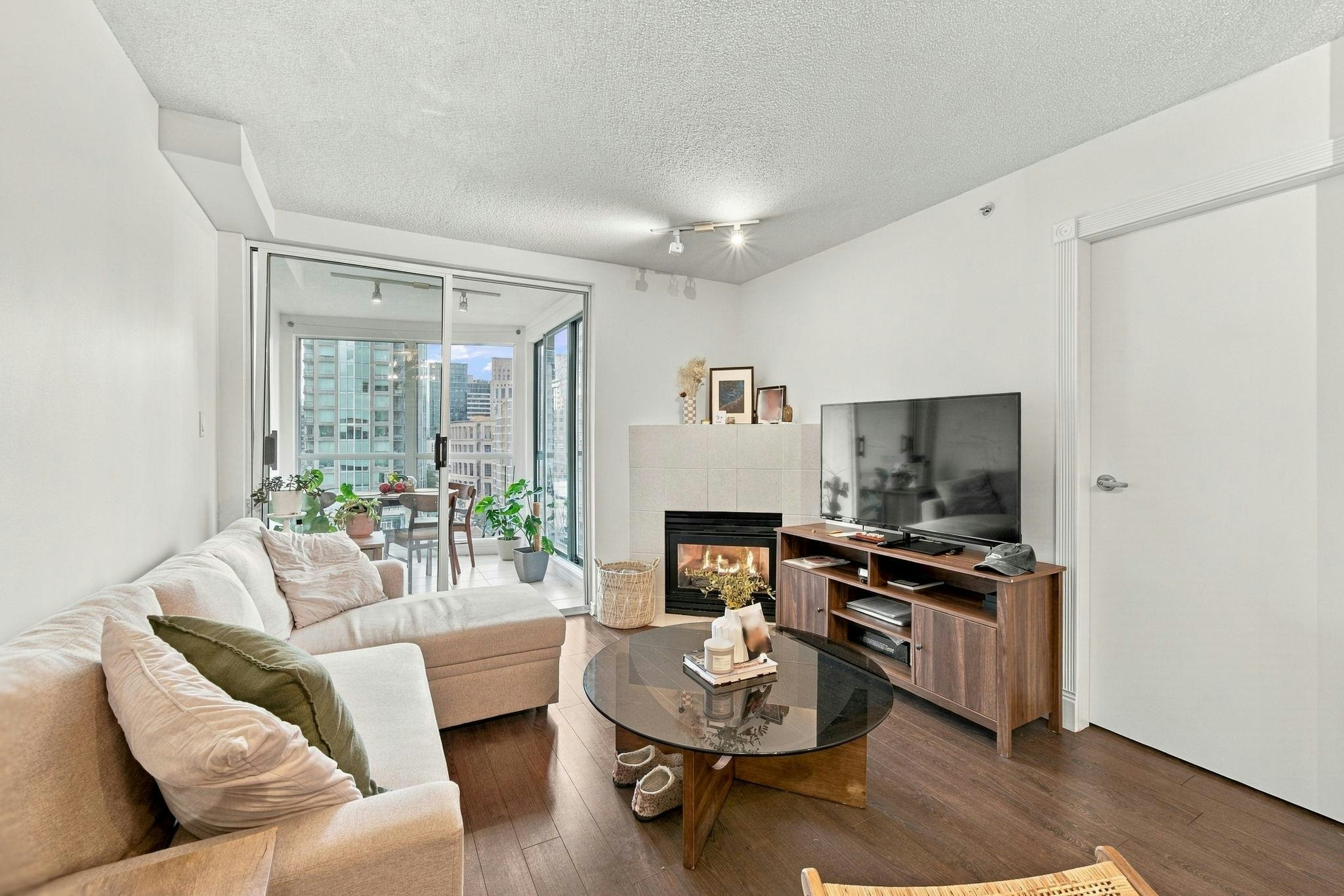 1803-939 Homer Street - 3