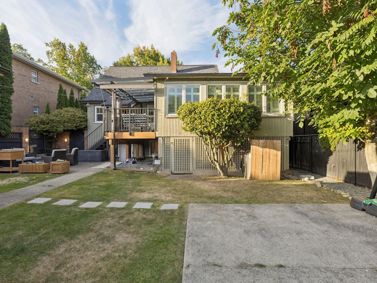 3964 Dundas Street, Burnaby, BC, V5C 1A5 - 37