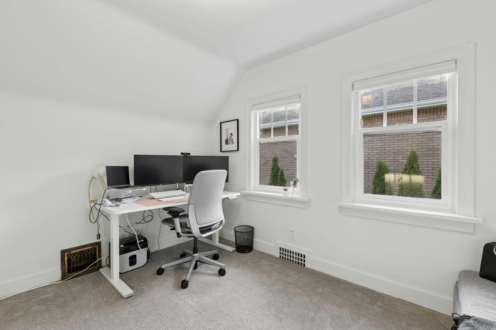 3964 Dundas Street, Burnaby, BC, V5C 1A5 - 25
