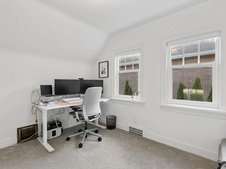 3964 Dundas Street, Burnaby, BC, V5C 1A5 - 25
