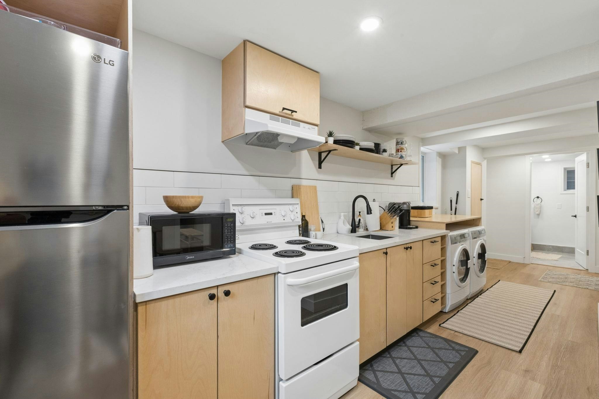 3964 Dundas Street, Burnaby, BC, V5C 1A5 - 29