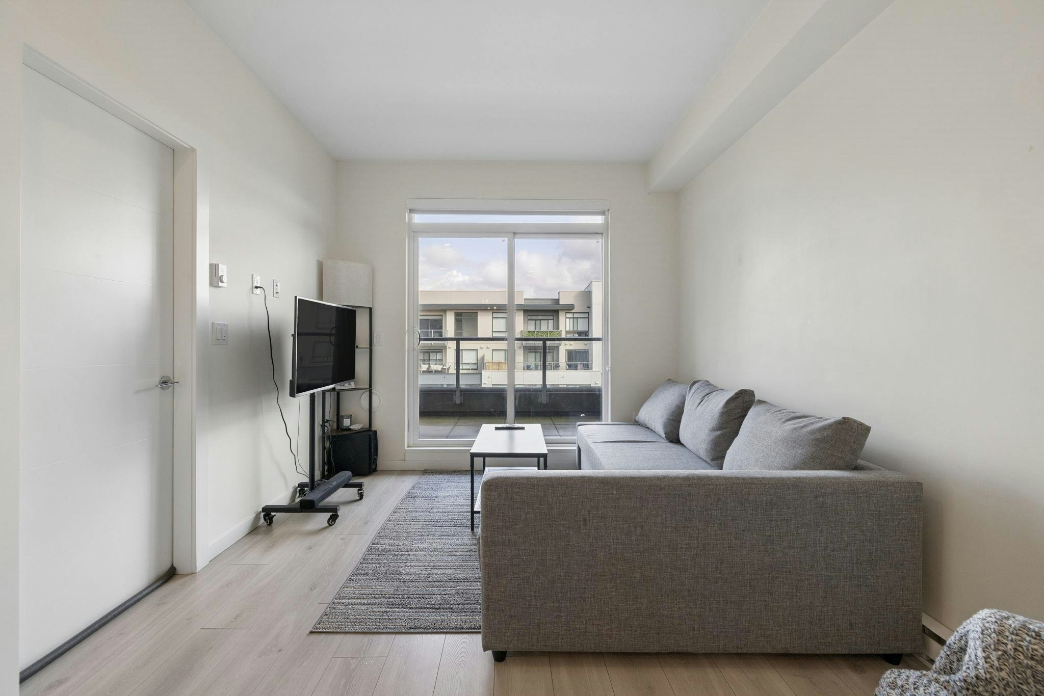504-7920 206 Street - 2