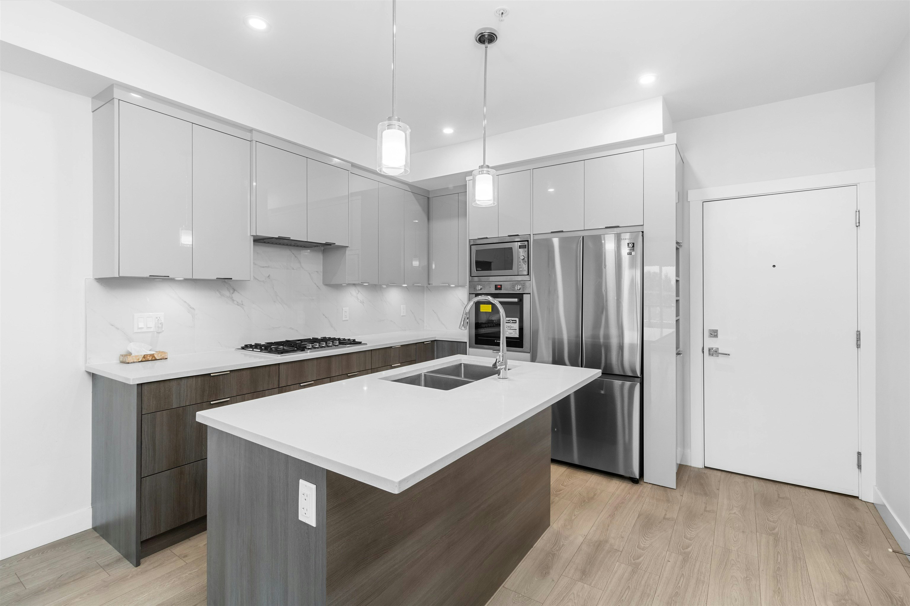 4xx-14438 72 Avenue, Surrey, BC, V3S 0B6 - 8