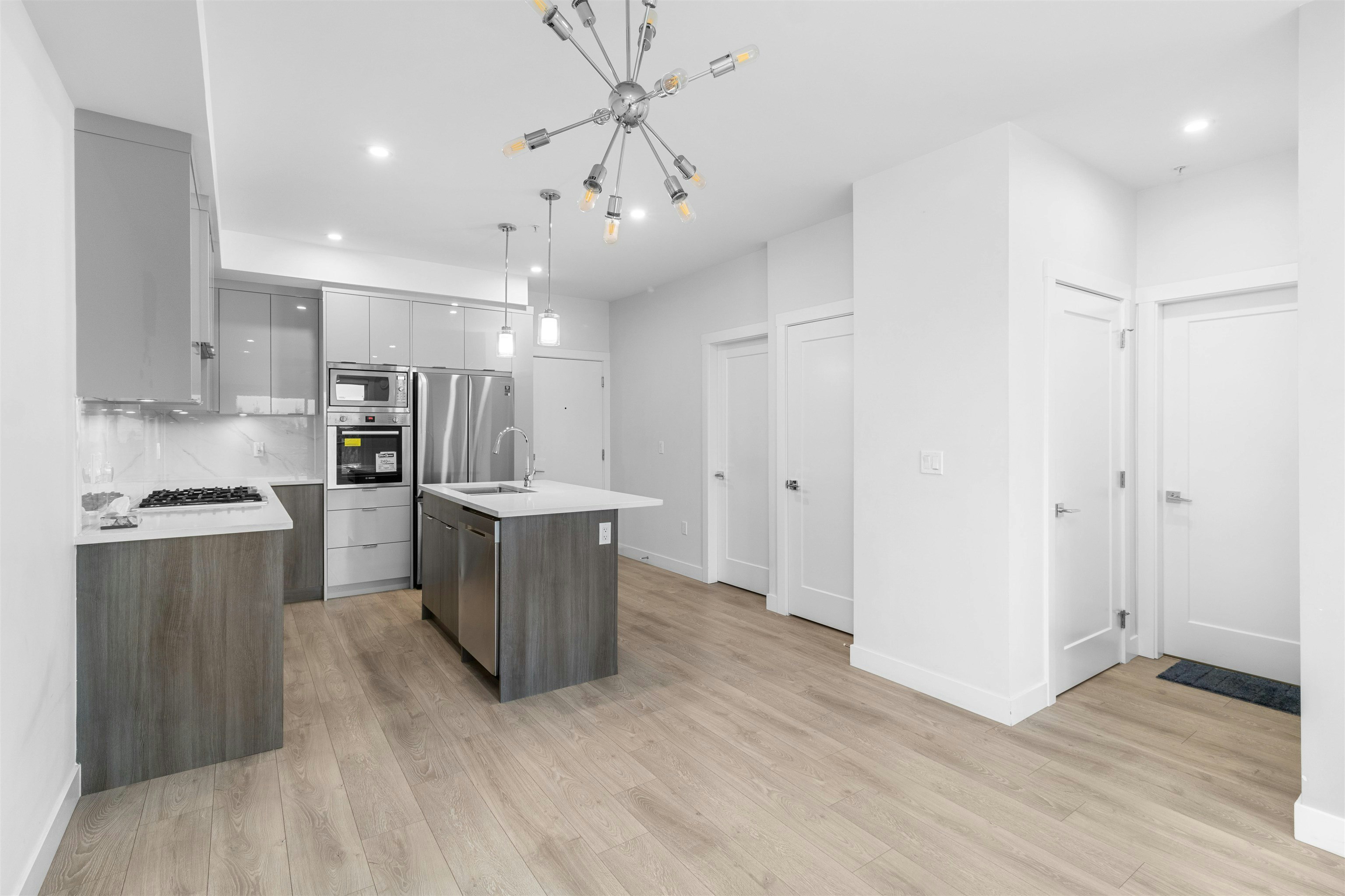 4xx-14438 72 Avenue, Surrey, BC, V3S 0B6 - 9