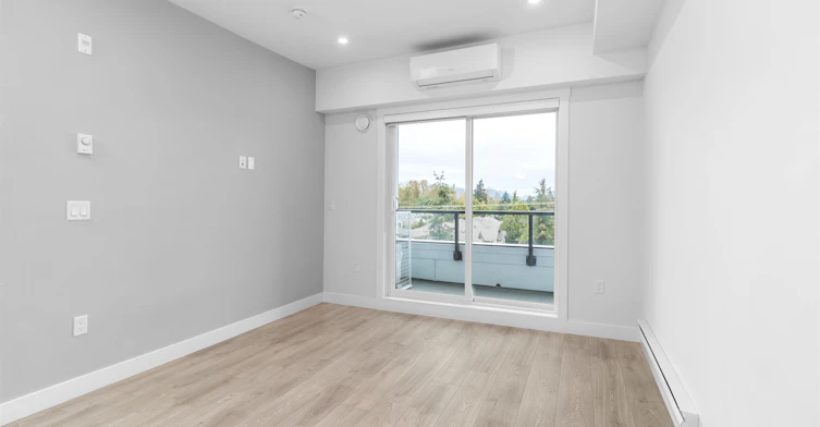 4xx-14438 72 Avenue, Surrey, BC, V3S 0B6 - 2