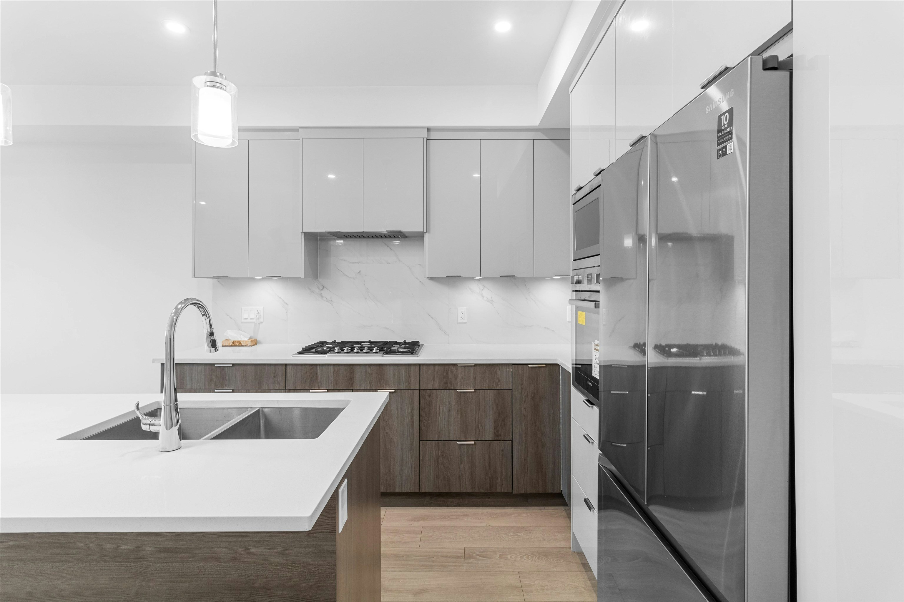 4xx-14438 72 Avenue, Surrey, BC, V3S 0B6 - 11
