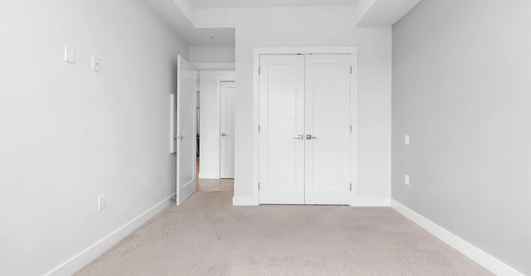 4xx-14438 72 Avenue, Surrey, BC, V3S 0B6 - 14