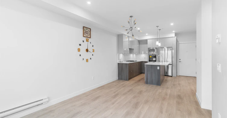 4xx-14438 72 Avenue, Surrey, BC, V3S 0B6 - 5