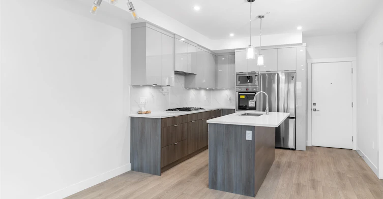4xx-14438 72 Avenue, Surrey, BC, V3S 0B6 - 7