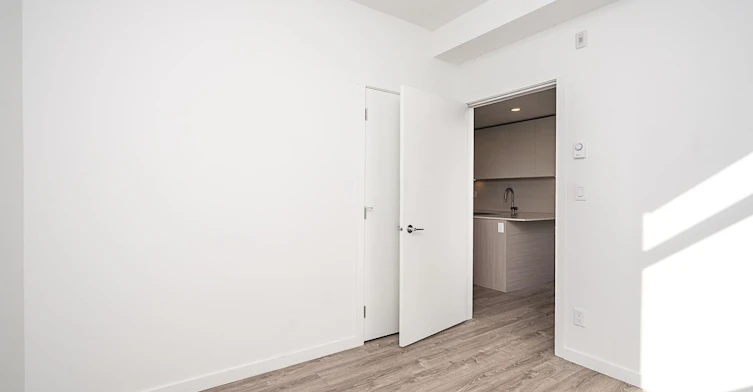 420-13968 Laurel Drive, Surrey, BC, V3T 1A8 - 17