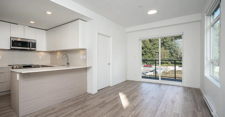 420-13968 Laurel Drive, Surrey, BC, V3T 1A8 - 6