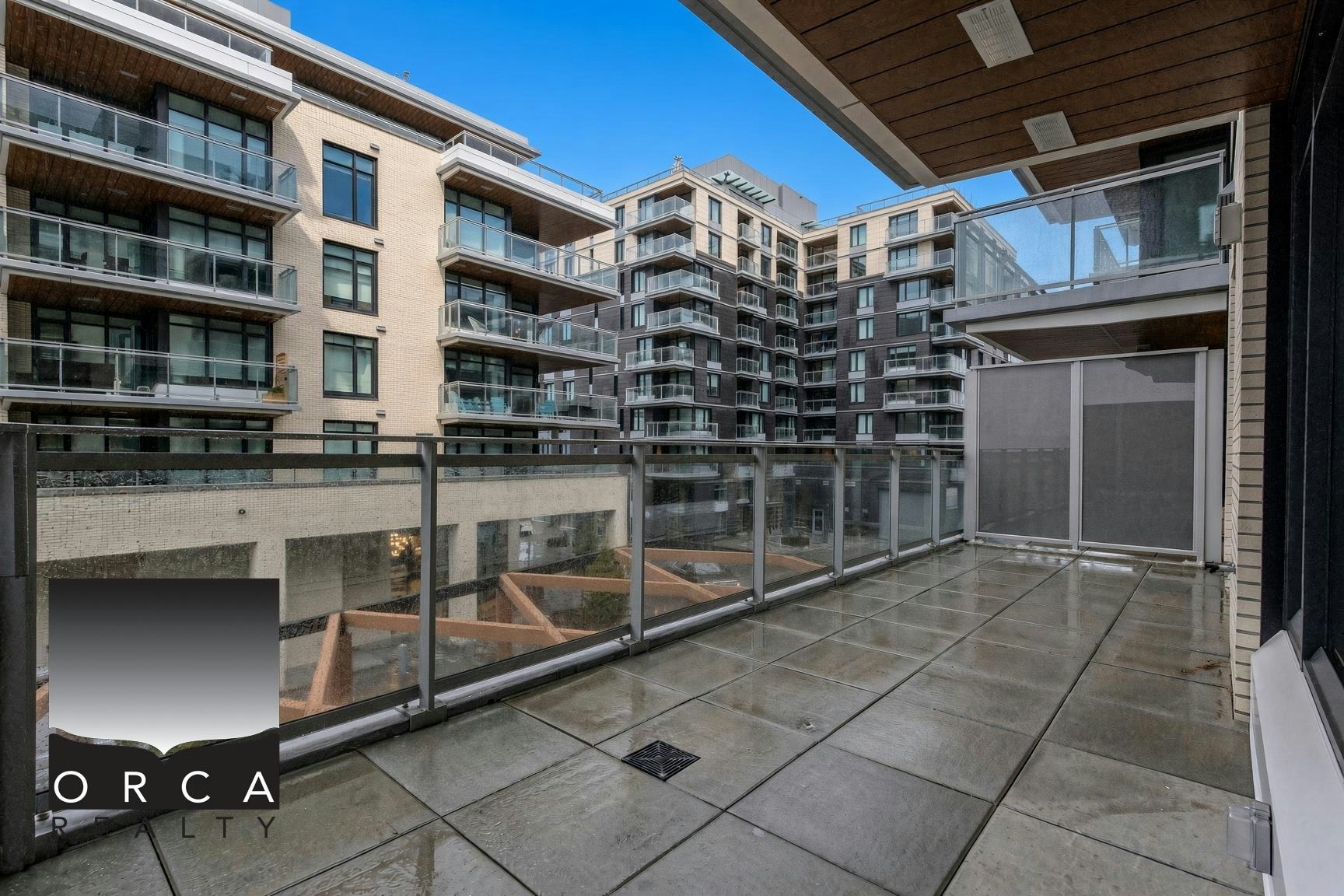 306-777 Harbour Way, North Vancouver, BC, V7P 0G2 - 4