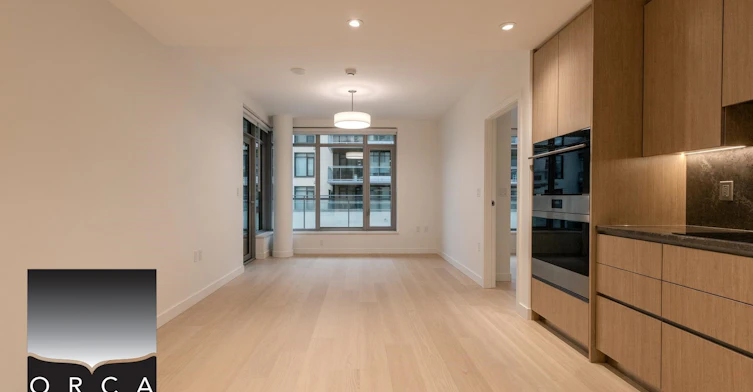 306-777 Harbour Way, North Vancouver, BC, V7P 0G2 - 3