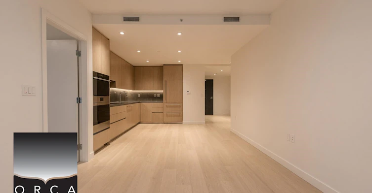 306-777 Harbour Way, North Vancouver, BC, V7P 0G2 - 7