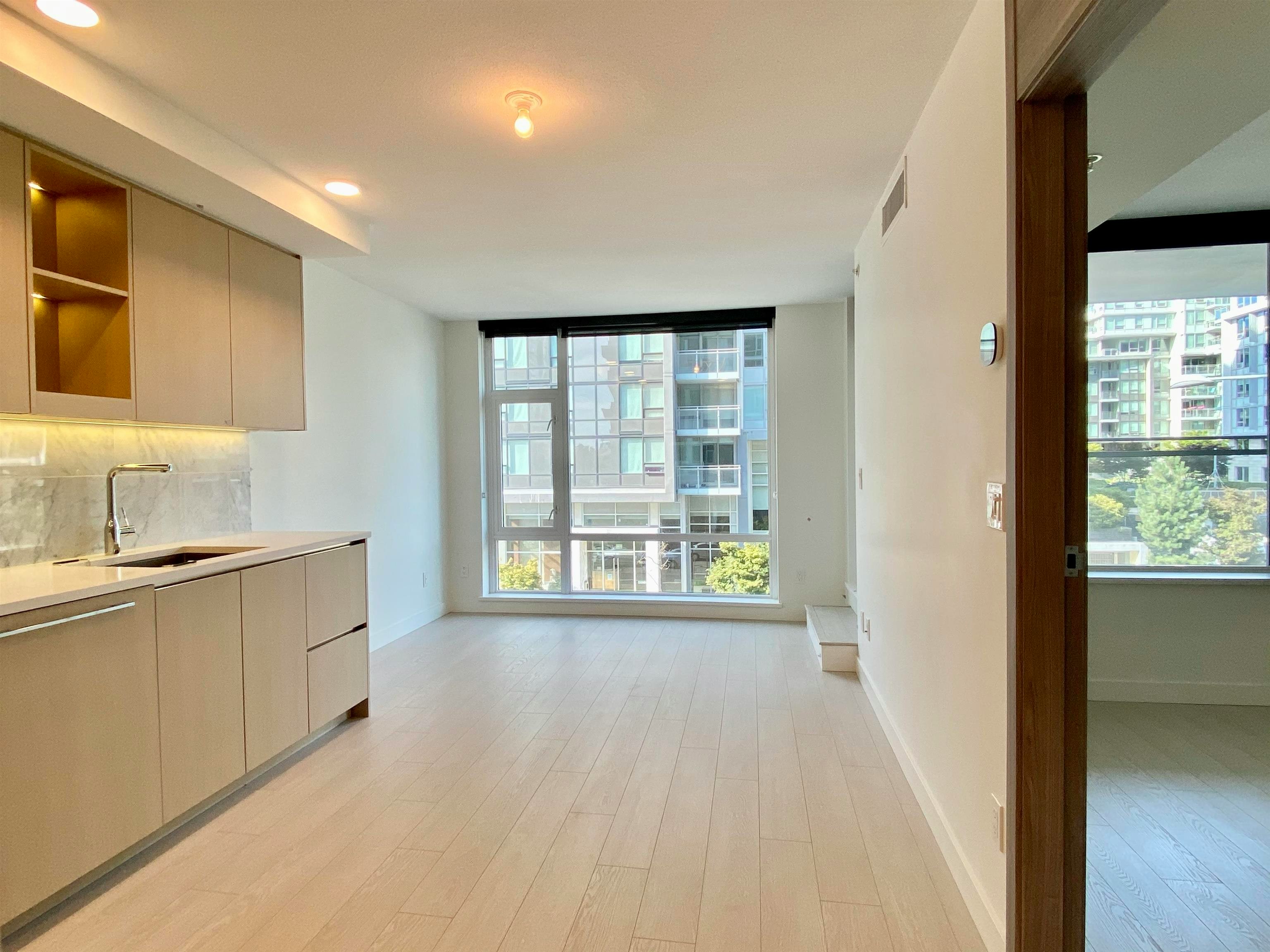 5XX-8800 Hazelbridge Way, Richmond, BC, V6X 0S3 - 6