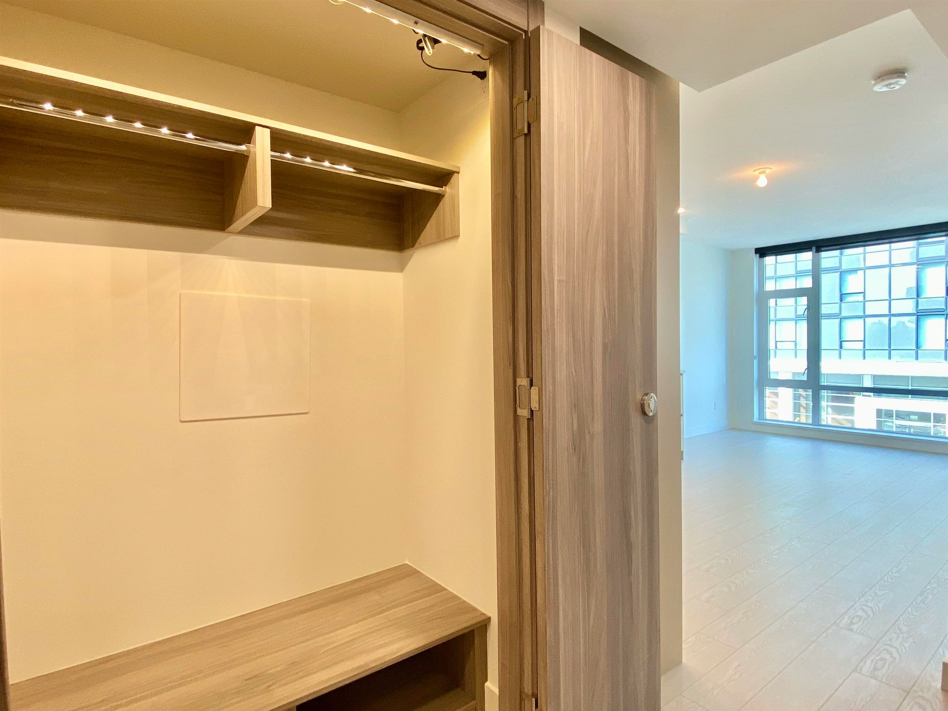 5XX-8800 Hazelbridge Way, Richmond, BC, V6X 0S3 - 7