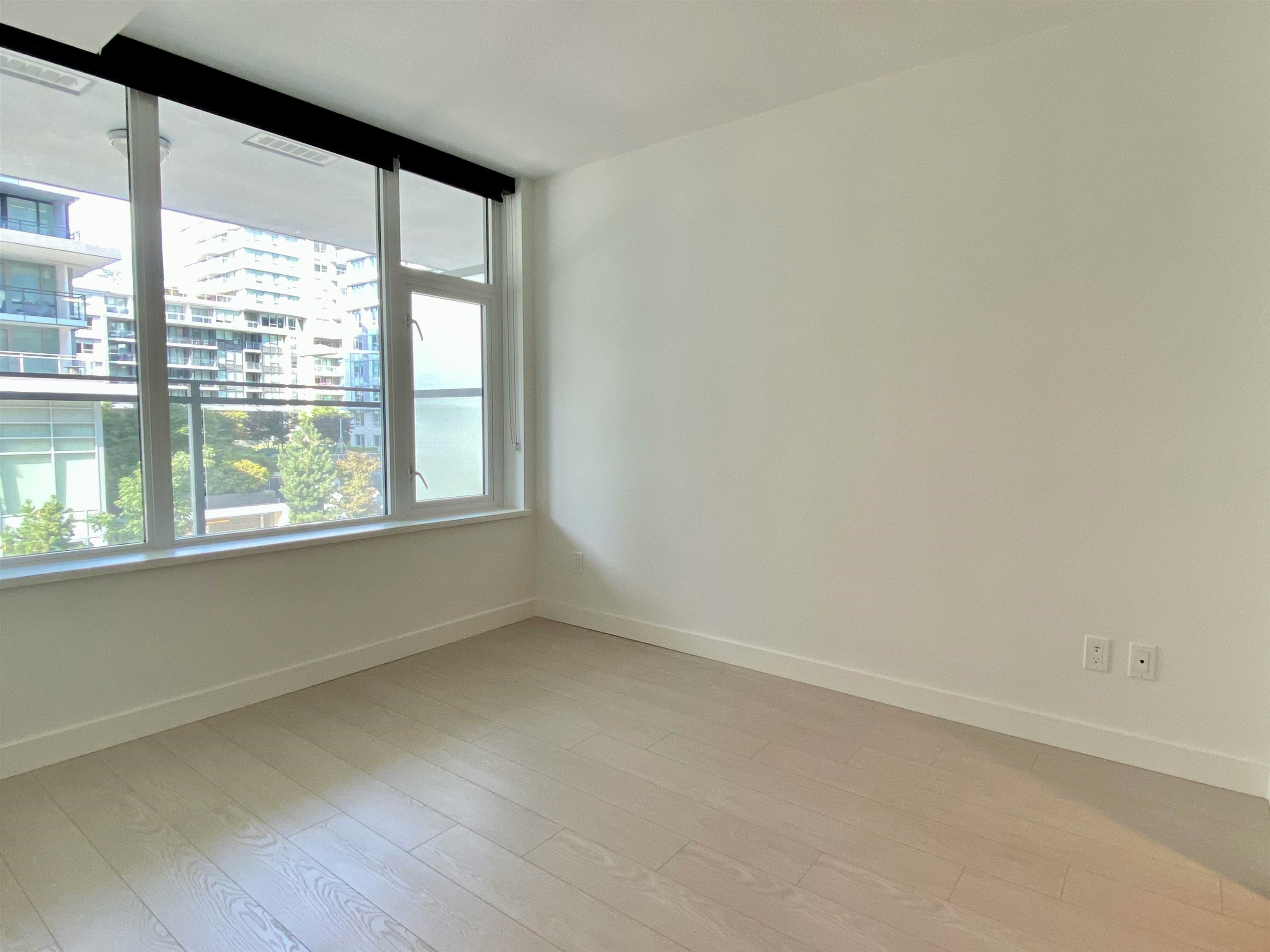 5XX-8800 Hazelbridge Way, Richmond, BC, V6X 0S3 - 10