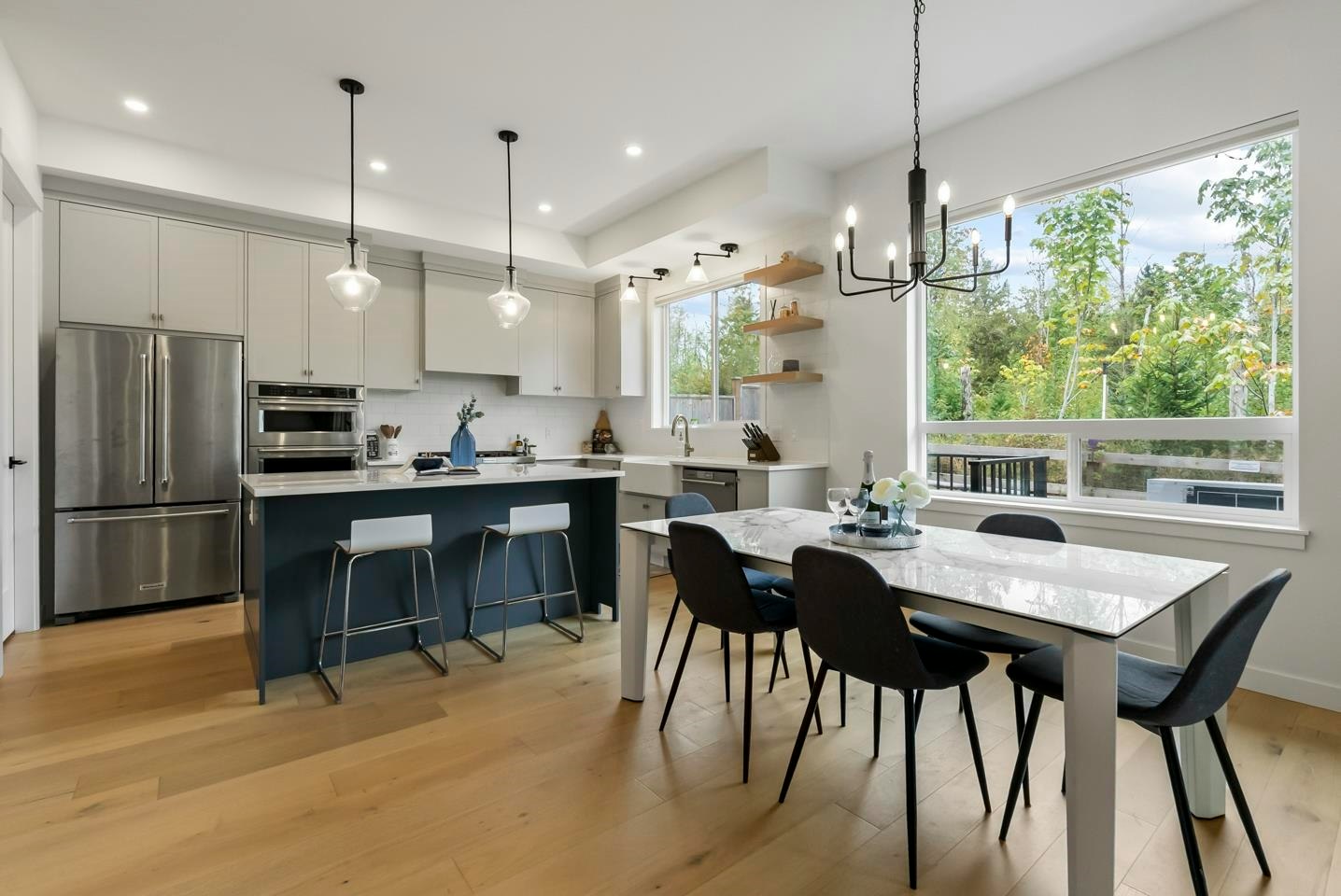 7567 196a Street - 5