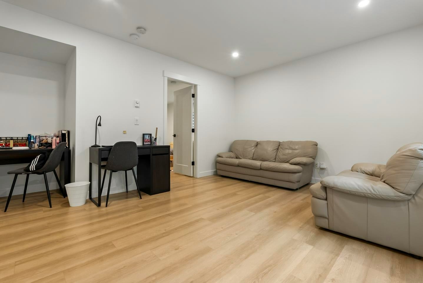 7567 196a Street, Langley, BC, V2Y 3T2 - 27
