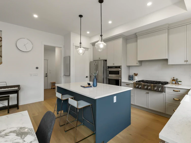 7567 196a Street, Langley, BC, V2Y 3T2 - 8