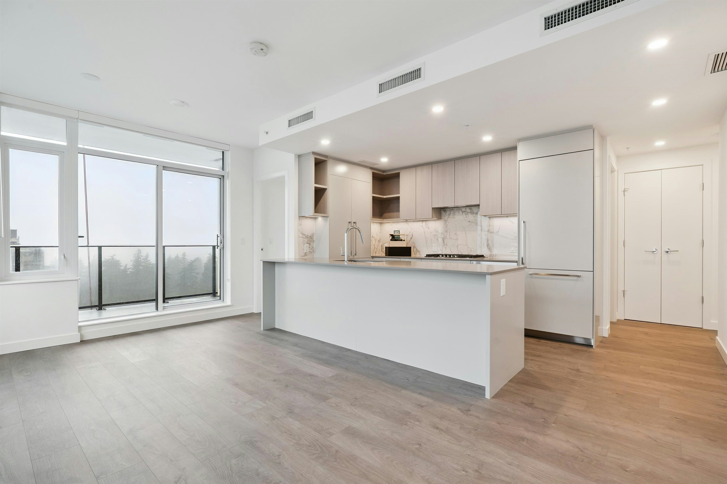 1701-6468 Willingdon, Burnaby, BC, V3H 0L3 - 8