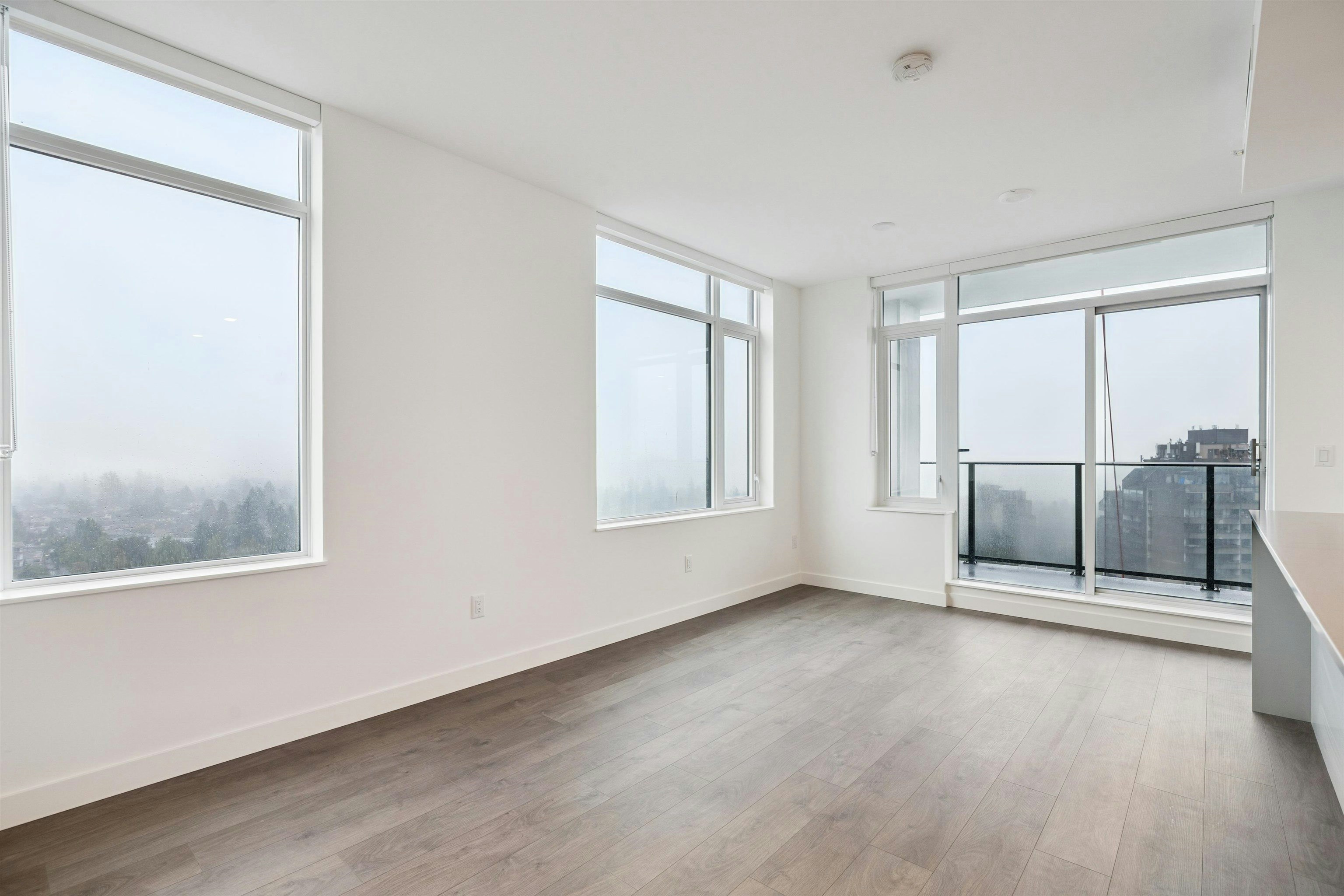 1701-6468 Willingdon, Burnaby, BC, V3H 0L3 - 4