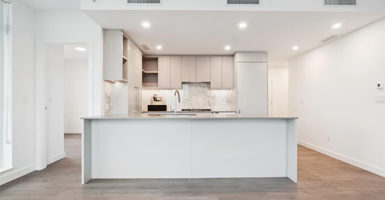 1701-6468 Willingdon, Burnaby, BC, V3H 0L3 - 9