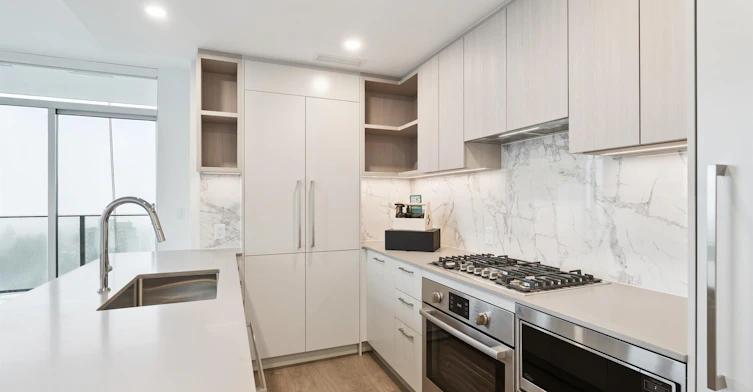 1701-6468 Willingdon, Burnaby, BC, V3H 0L3 - 13