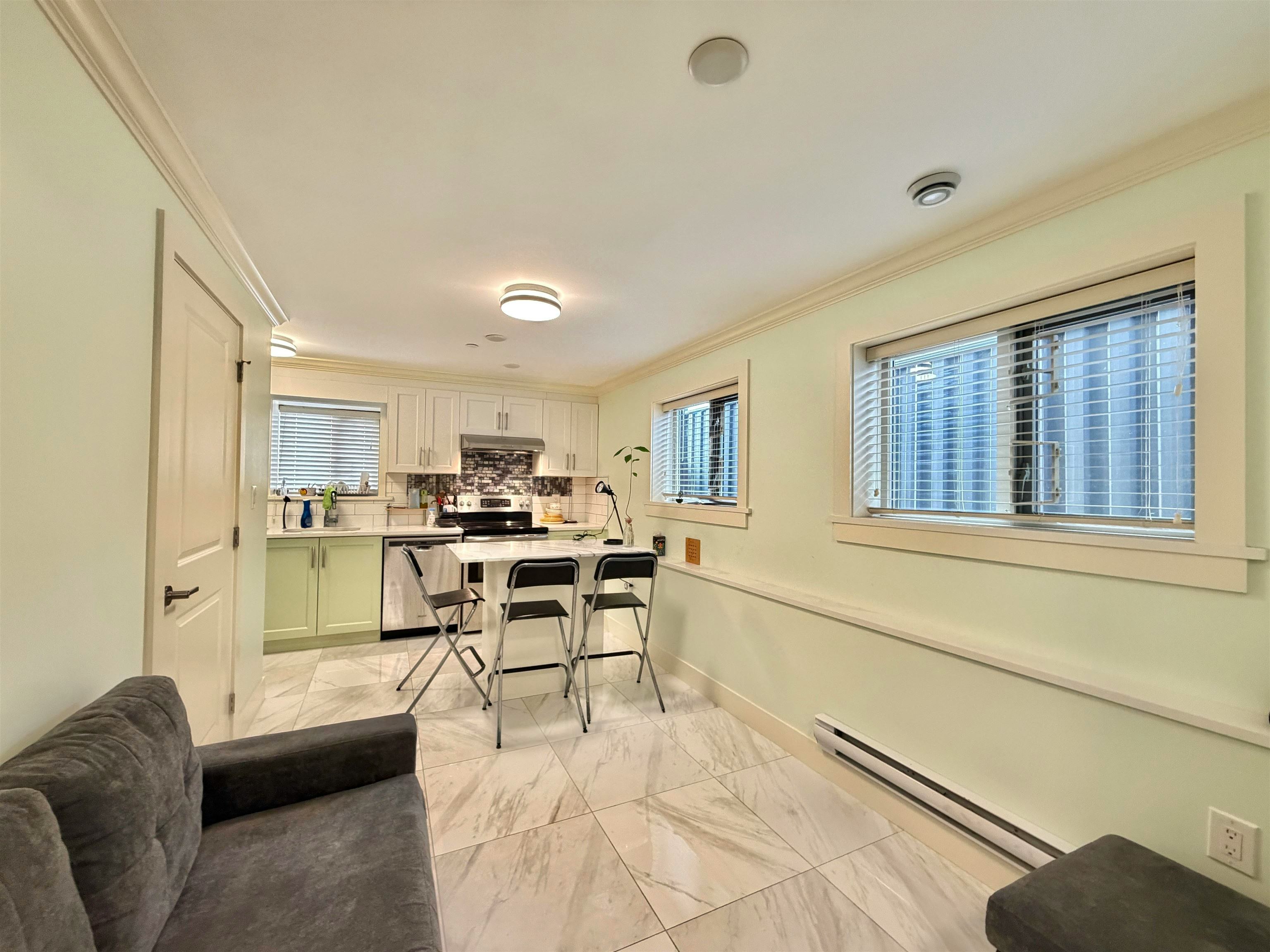 LANEWAY-582 E 57th Avenue, Vancouver, BC, V5X 1S9 - 4