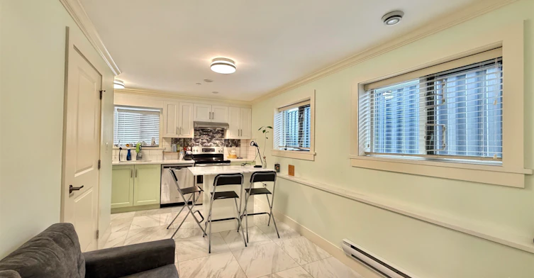 LANEWAY-582 E 57th Avenue, Vancouver, BC, V5X 1S9 - 4