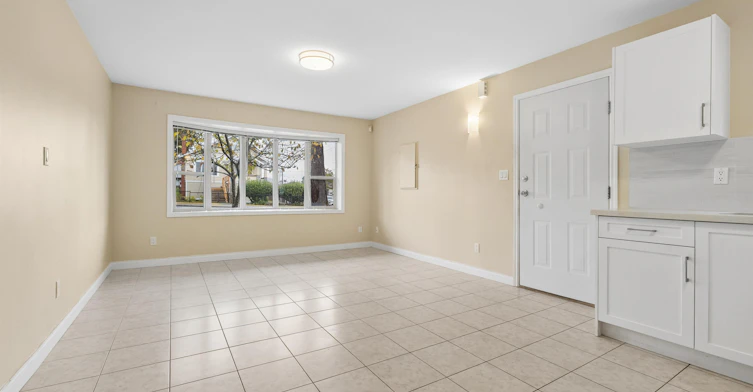 garden suite-7785 Buller St, Burnaby, BC, V5J 4T2 - 4