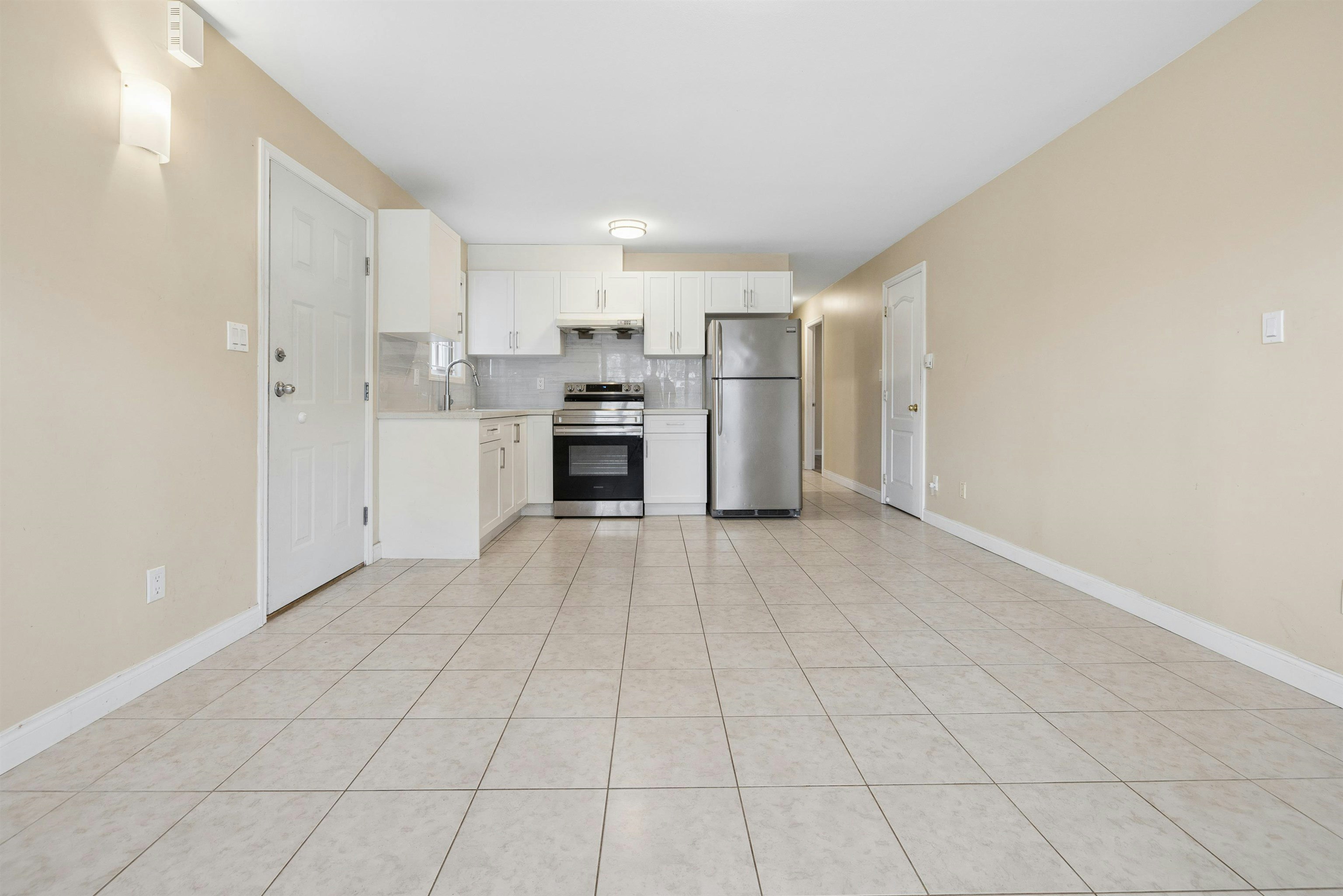 garden suite-7785 Buller St, Burnaby, BC, V5J 4T2 - 7